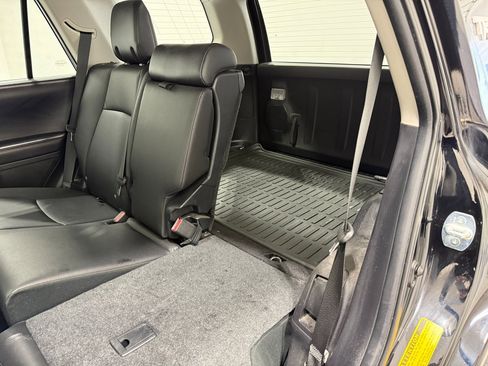 Used 2018 Toyota 4Runner TRD Off-Road Premium image 42