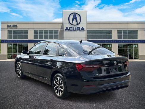 Used 2024 Volkswagen Jetta S FWD image 3