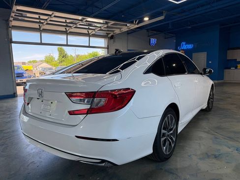 Used 2018 Honda Accord Hybrid image 8
