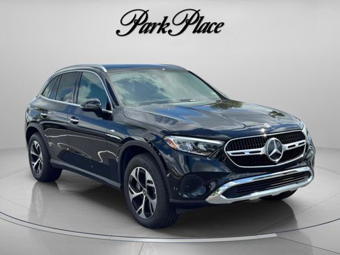 Certified 2025 Mercedes-Benz GLC 350e 4MATIC image 6