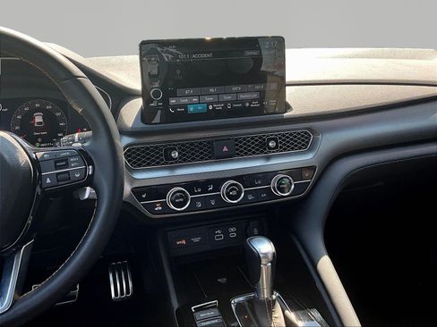 Certified 2026 Acura Integra A-Spec w/ Technology Package FWD image 9