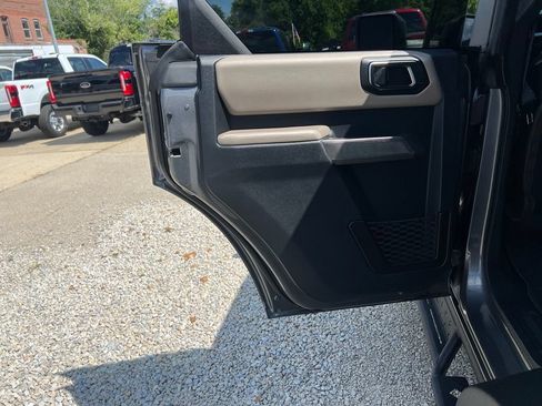 Used 2022 Ford Bronco Wildtrak AWD/4WD image 15