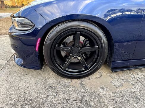 Used 2016 Dodge Charger R/T Scat Pack image 12