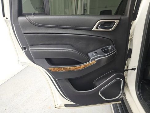 Used 2015 GMC Yukon Denali image 29