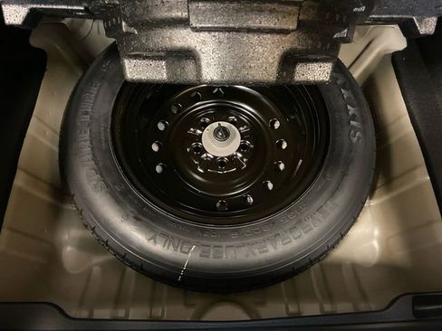 Used 2025 Honda Accord SE image 19