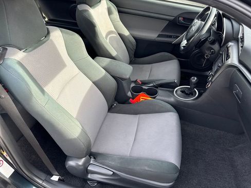 Used 2015 Scion tC image 8