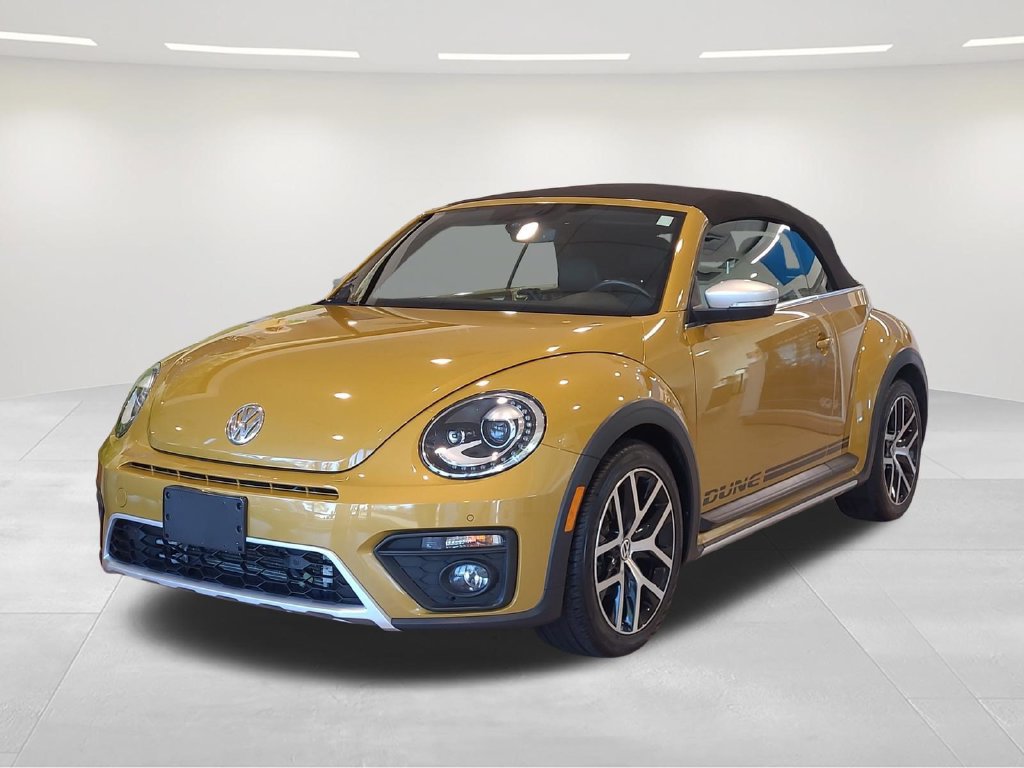 Used 2017 Volkswagen Beetle 1.8T Dune FWD image 1
