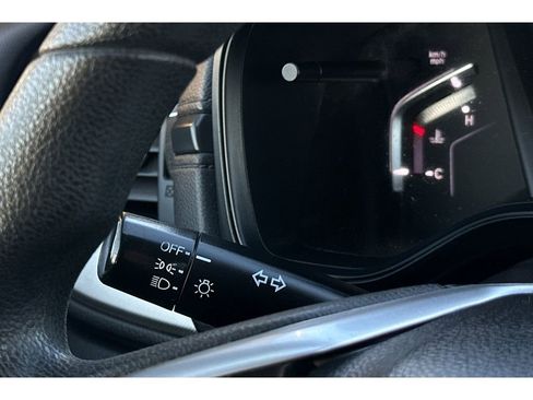 Used 2018 Honda CR-V LX image 30