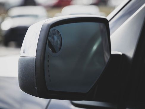 Used 2016 GMC Sierra 1500 SLT w/ All-Terrain Package image 4