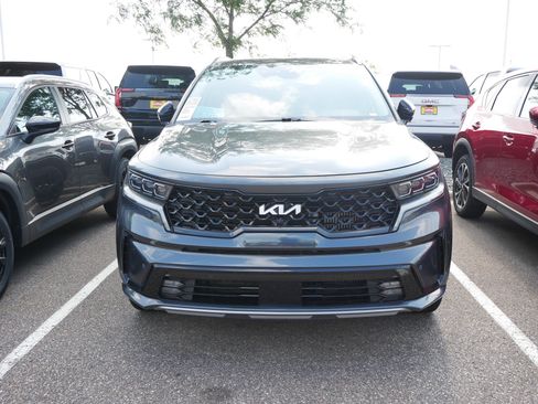Used 2023 Kia Sorento SX AWD/4WD image 2