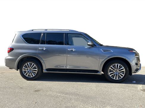 Used 2023 Nissan Armada SL w/ Captain's Chairs Package image 36