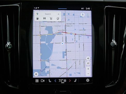 Certified 2023 Volvo XC60 B5 Plus w/ Protection Package Premier image 27