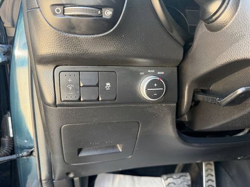 Used 2018 Kia Soul + FWD image 15