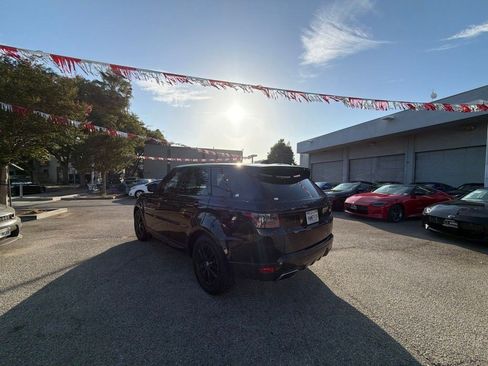 Used 2021 Land Rover Range Rover Sport SE AWD/4WD image 3