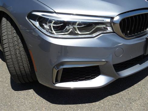 Used 2018 BMW M550i xDrive AWD/4WD image 27