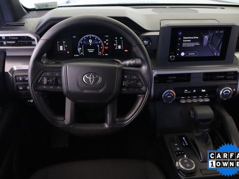 Used 2025 Toyota Tacoma SR5 image 17