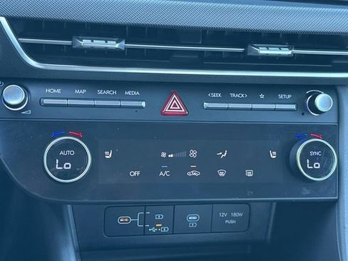 Used 2025 Hyundai Sonata SEL FWD image 23