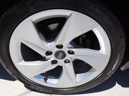 Used 2024 Audi A3 2.0T Premium FWD image 46