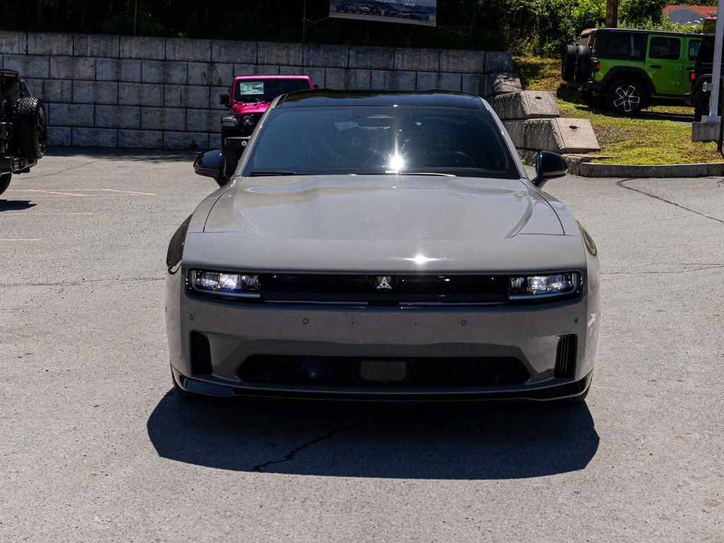 Used 2025 Dodge Charger Daytona R/T w/ Quick Order Package 25M R/T AWD/4WD image 2