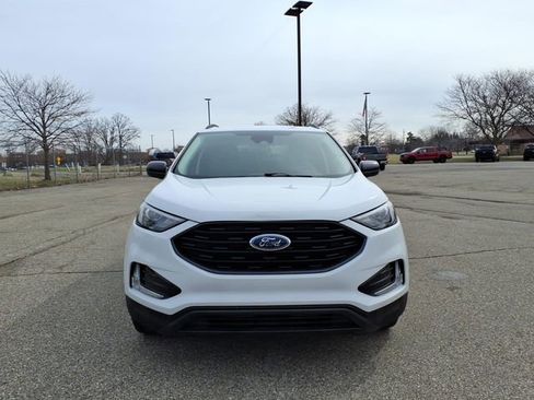 Certified 2024 Ford Edge SEL w/ Sport Appearance Package image 2