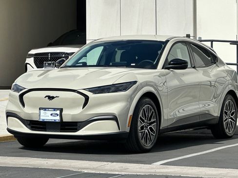 New 2026 Ford Mustang Mach-E Premium image 7