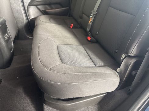 Used 2020 Chevrolet Colorado LT w/ Safety Package image 26