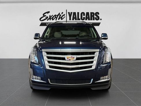 Used 2018 Cadillac Escalade ESV Premium Luxury AWD/4WD image 8