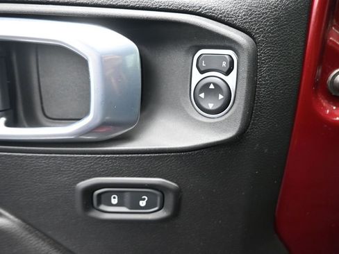 Used 2021 Jeep Gladiator Sport AWD/4WD image 13