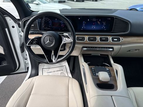 Used 2024 Mercedes-Benz GLE 350 4MATIC image 16