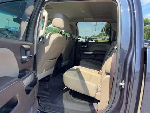 Used 2018 Chevrolet Silverado 1500 LTZ Z71 w/ Centennial Edition AWD/4WD image 10