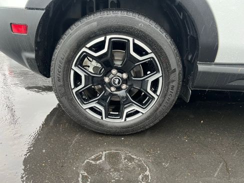 Used 2025 Ford Bronco Sport Outer Banks w/ Outer Banks Tech Package+ image 19