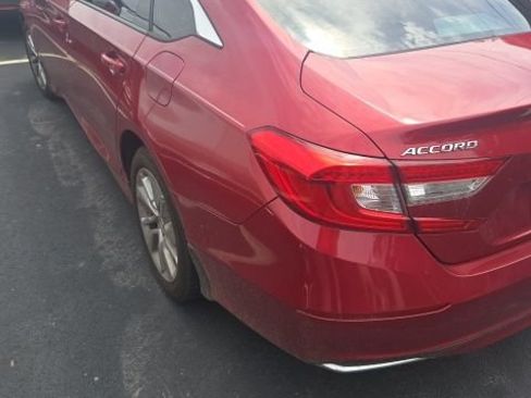 Used 2019 Honda Accord LX image 4