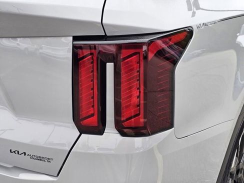 New 2026 Kia Sorento S FWD image 9