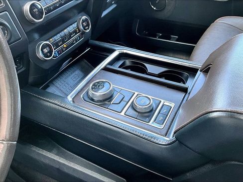 Used 2020 Ford Expedition King Ranch image 18