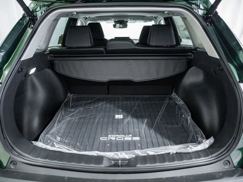 New 2026 Toyota Corolla Cross XLE image 9