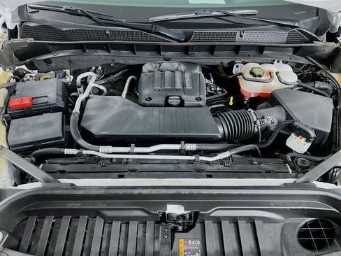 Used 2025 GMC Sierra 1500 Elevation image 27