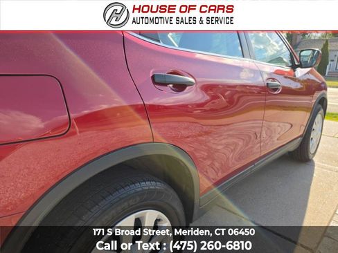 Used 2016 Nissan Rogue S AWD/4WD image 13