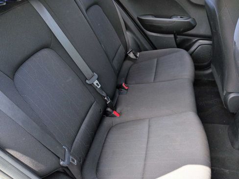 Certified 2021 Hyundai Venue SE FWD image 21