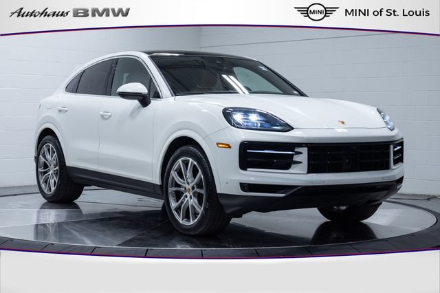 Used 2024 Porsche Cayenne Coupe AWD/4WD image 1