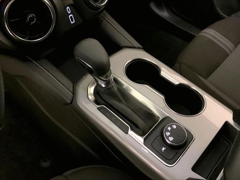 Used 2025 Chevrolet Blazer LT image 17