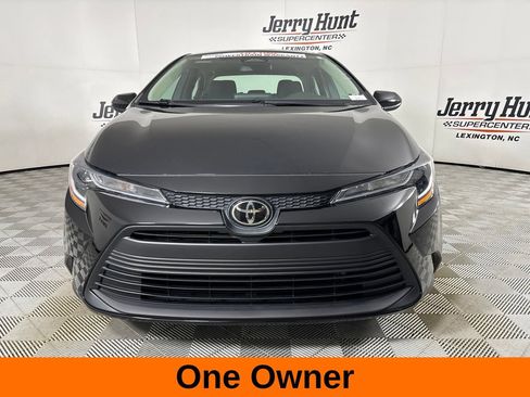 Used 2024 Toyota Corolla LE FWD image 3