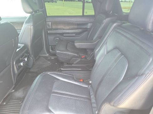 Used 2021 Ford Expedition Max Limited image 10