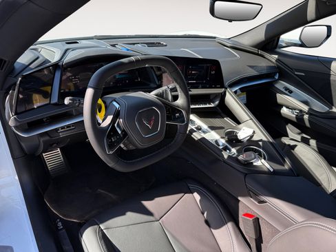 New 2026 Chevrolet Corvette Stingray Coupe w/ Battery Protection Package RWD image 15