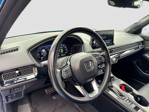 Used 2023 Honda Civic Sport Touring image 9