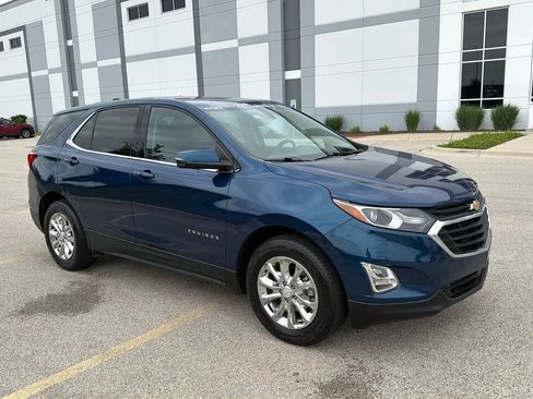 Used 2019 Chevrolet Equinox LT FWD image 3