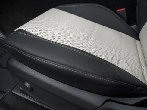 New 2026 Mercedes-Benz GLE 350 4MATIC image 36