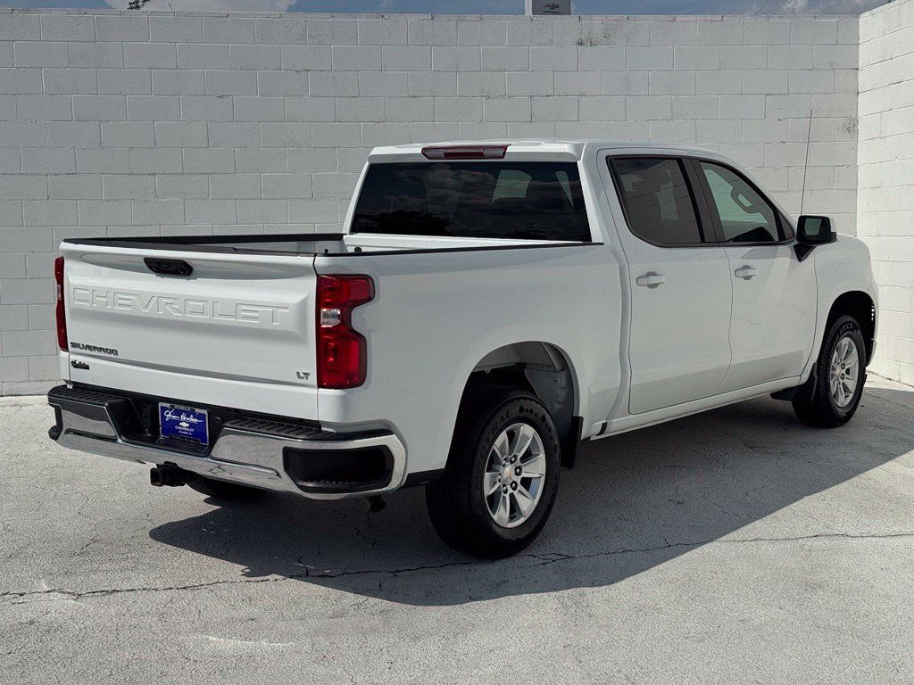 Used 2025 Chevrolet Silverado 1500 LT RWD image 13