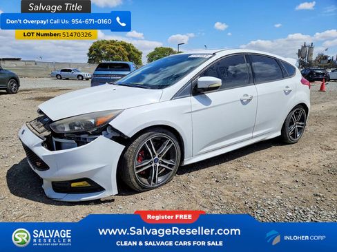 Used 2017 Ford Focus ST w/ Equipment Group 401A FWD image 1