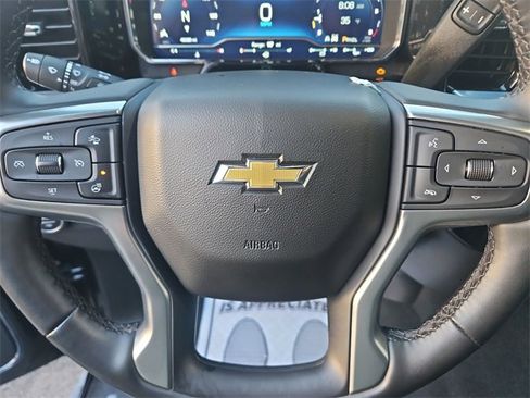 Used 2023 Chevrolet Silverado 1500 LT image 11