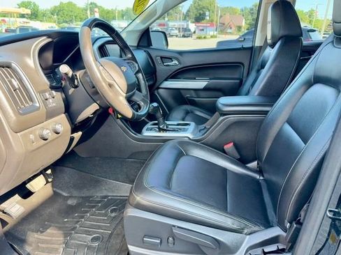 Used 2018 Chevrolet Colorado ZR2 w/ ZR2 Midnight Special Edition AWD/4WD image 12